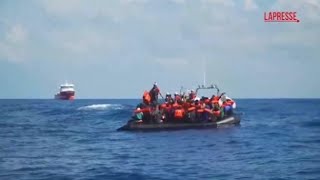 Emergency soccorre 123 migranti nel Mediterraneo: tra loro 26 minori