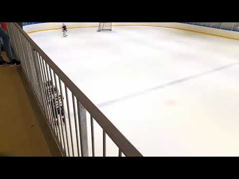 JYP Punainen - JPK Musta