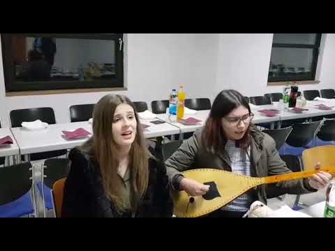 Ivona i Danica - Ti.. . koja si meni život dala (Official live Video)