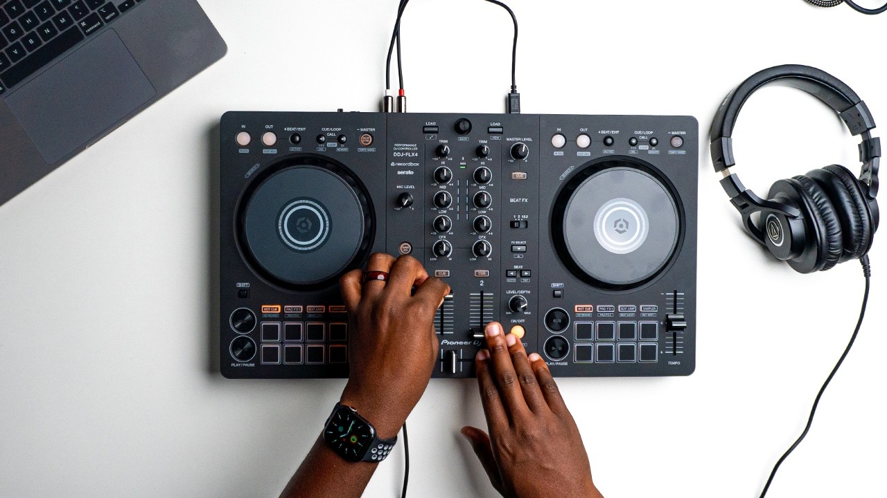 How to Set Up a DJ Controller and Mix Your First Track