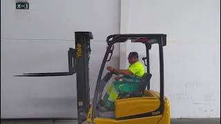 Chariot élévateur à trois roues Yale ERP18VF | Image 4 - Machineryline