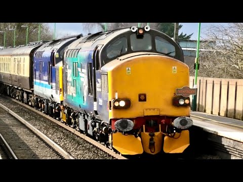 TRIPLE Railtour Charter Trains SPECIAL from a BUSY Tamworth 12/03/22 37218 37425 47614 D1944 86259
