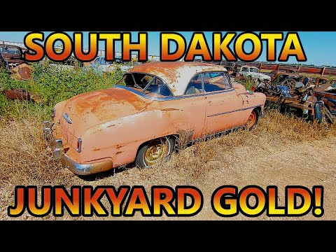 South Dakota Junkyard GOLD! Vintage Junkyard Full of Old Rusted Cars & Trucks TOUR! (Junkyard Tour)