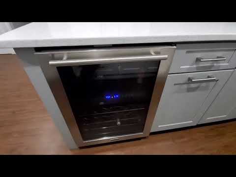 Magic Chef Mini Fridge