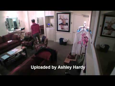 Gordon Ramsay Undercover Prank - Saturday Night Takeaway 2014
