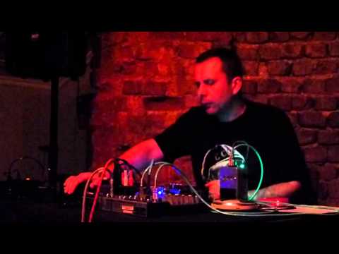 Batur Sönmez / Sonicspace - live in istanbul may 2013 part 5