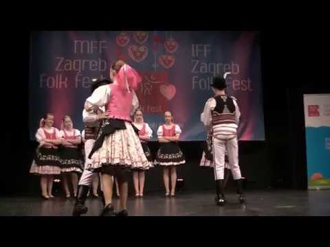 Children' s folklore ensemble "Stražčanik" , Stražske , Slovakia  :  Slovački folklor