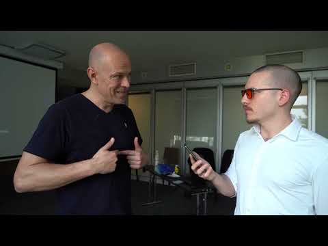 i asked @TraderTom if banks hunt my stop loss (lol)