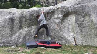 Video thumbnail of Maldedits, 6b (sit). Cavallers