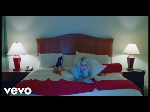 Carly Rae Jepsen - Party For One thumnail