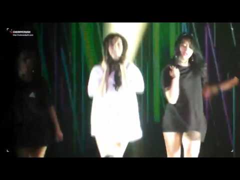 【LIVE】 SNSD  Tiffany   I Just Wanna Dance @ Solo Debut Showcase