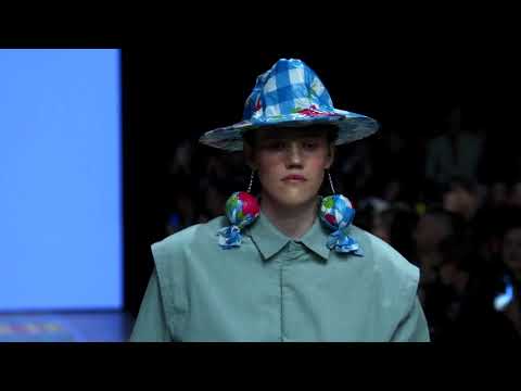 RomaUvarovDesign Fall Winter 2019/20 Fashion Show