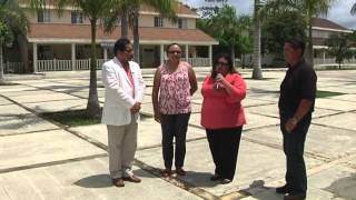 preview picture of video 'Entrevistas a Egresados y Alumnos del Campus Cozumel - Universidad de Quintana Roo - UQROO 2014'