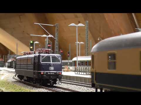 Auwiesen Betrieb - 184 001-6