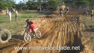 preview picture of video 'Moto Velocidade Alto santo Final 12 Maio 2013 Final Profissional'