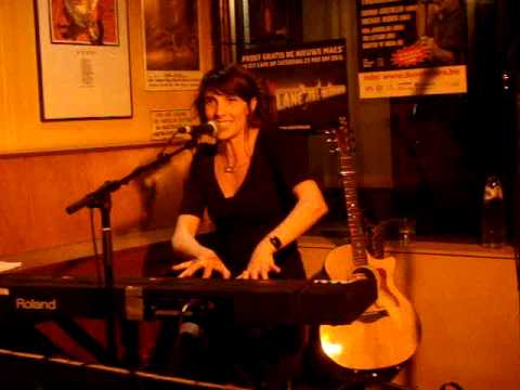 Carrie Clark @ Crossroads - Just for Tonight