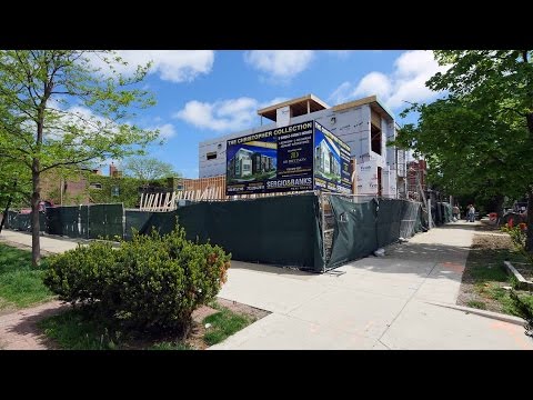 New Lincoln Park single-family homes, steps from Wrightwood Park