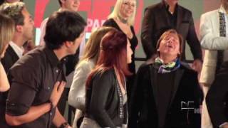 We Are The World - Somos El Mundo por Haiti (HD).