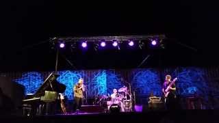 Jack DeJohnette, Ravi Coltrane & Matt Garrison "The Sidewinder"