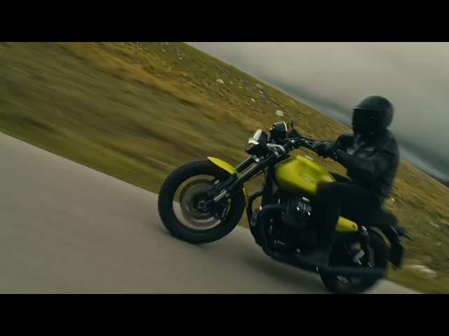 The new Moto Guzzi V7 Sport