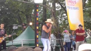 Kenny Chesney- When The Sun Goes Down GMA Concert