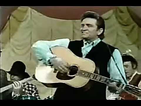 Johnny Cash - The One On the Right Is On the Left (Live) | The Johnny Cash Show (1970)