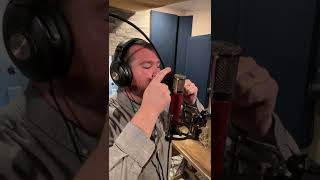 Video thumbnail for Avantone CV-12BLA Large-Diaphragm Multi-Pattern Tube Condenser Microphone Review by Brent Allen Hagel
