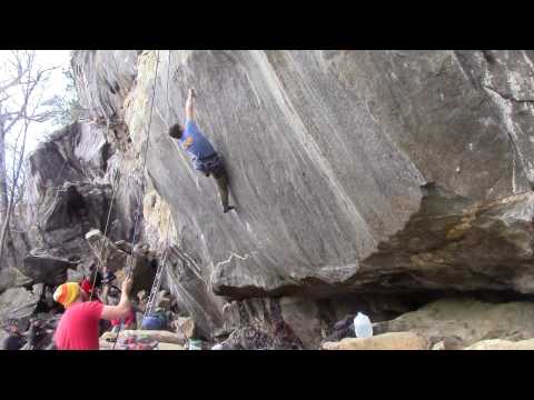 Boulderer on a Rope - The Fly