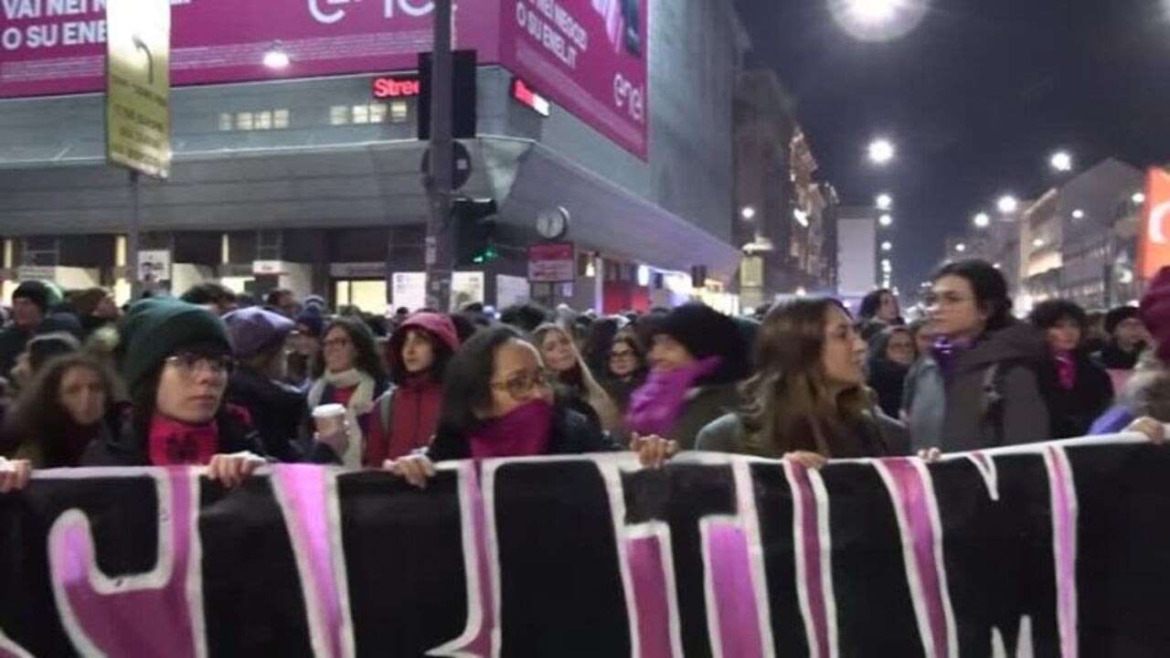 Non Una Di Meno, diecimila in corteo a Milano: "La prevenzione conta piu' delle pene"