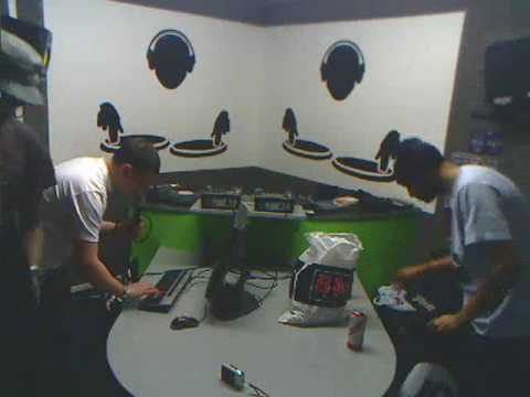 HEAVY ARTILLERY M.C SHOCKIN B INTERVIEW AND GUEST SHOW DRUM AND BASS DNBTV 110310.