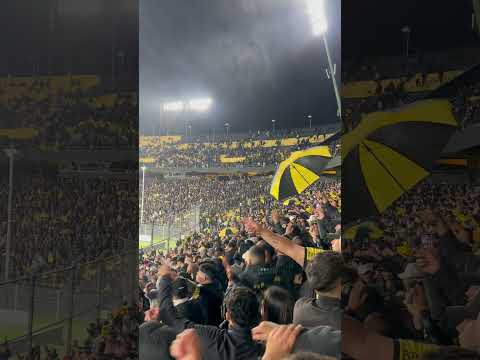 "Hinchada de Peñarol vs juventud" Barra: Barra Amsterdam &bull; Club: Peñarol