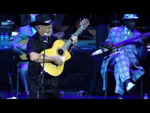 Orquesta Buena Vista Social Club feat. Omara Portuondo & Eliades Ochoa 2013 - Chan Chan