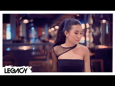 သရဖီ - ဝေးဝေးရှောင် (Tharaphi)