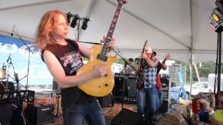 Sam Grow covers &#39;Sharp Dressed Man&#39; at The Price Of Freedom Benefit