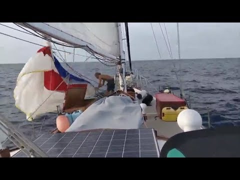 18-18_Zapping across the sea (sailing ZERO)