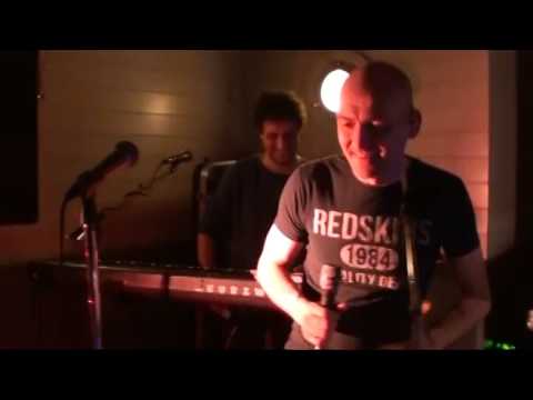 The Sideshow Three XL