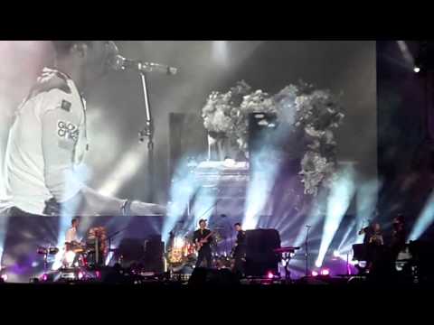 Disfrutando el mejor grupo del mundo.  COLDPLAY