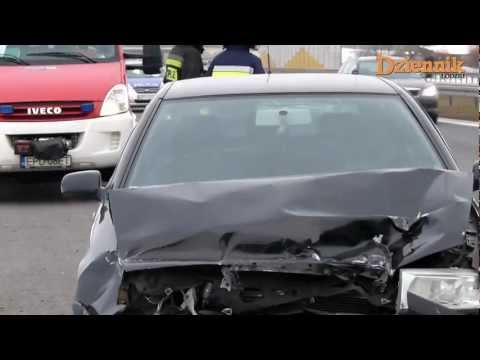 Wypadek na autostradzie A2 - 5 osób rannych