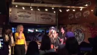Melissa Etheridge, Cam, Troi Irons & Sonia Leigh jamming at Winners Bar & Grill Nashville