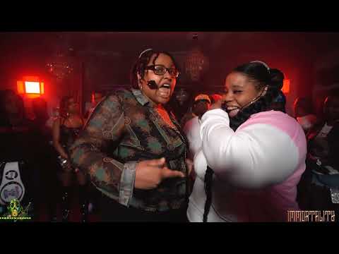 Yello Poundkake vs Tatted Misfit