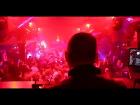 DJ Riddler at Cle Houston Club