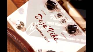 Fulltone Mini Deja Vibe guitar pedal