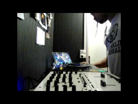 DJ DiD PERFORMS ON OLD RAP MUSiC & LOKAL DANCEHALL