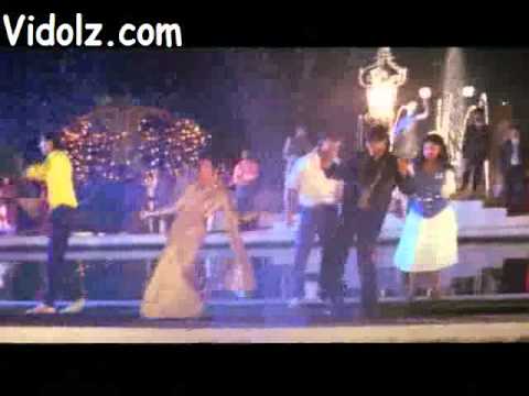 Poster yeh log poochte hain