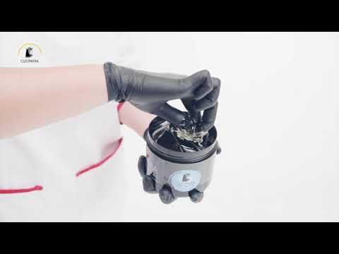 How to properly take CLEOPATRA Sugar Paste out from the jar?