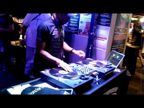 Dj Cut Master Swift, Cash Money Tribute @ BPM Show NEC 2 Oct 2011.mp4