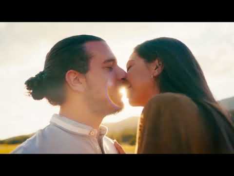 Dancing with me - Jeeyosè (short film)