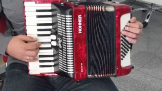 Video thumbnail for Klangprobe Akkordeon Hohner Bravo II 48 by Oliver Ziem