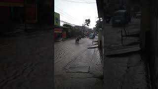 Download lagu Banjir menggenangi jalan paccerakkang makassar. mp3