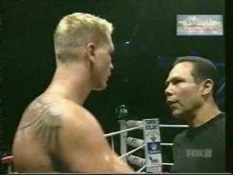 25 Mark Hunt vs Nathan Briggs K 1 World GP 2001 Preliminary Melbourne Quarter Finals 24 02 2001